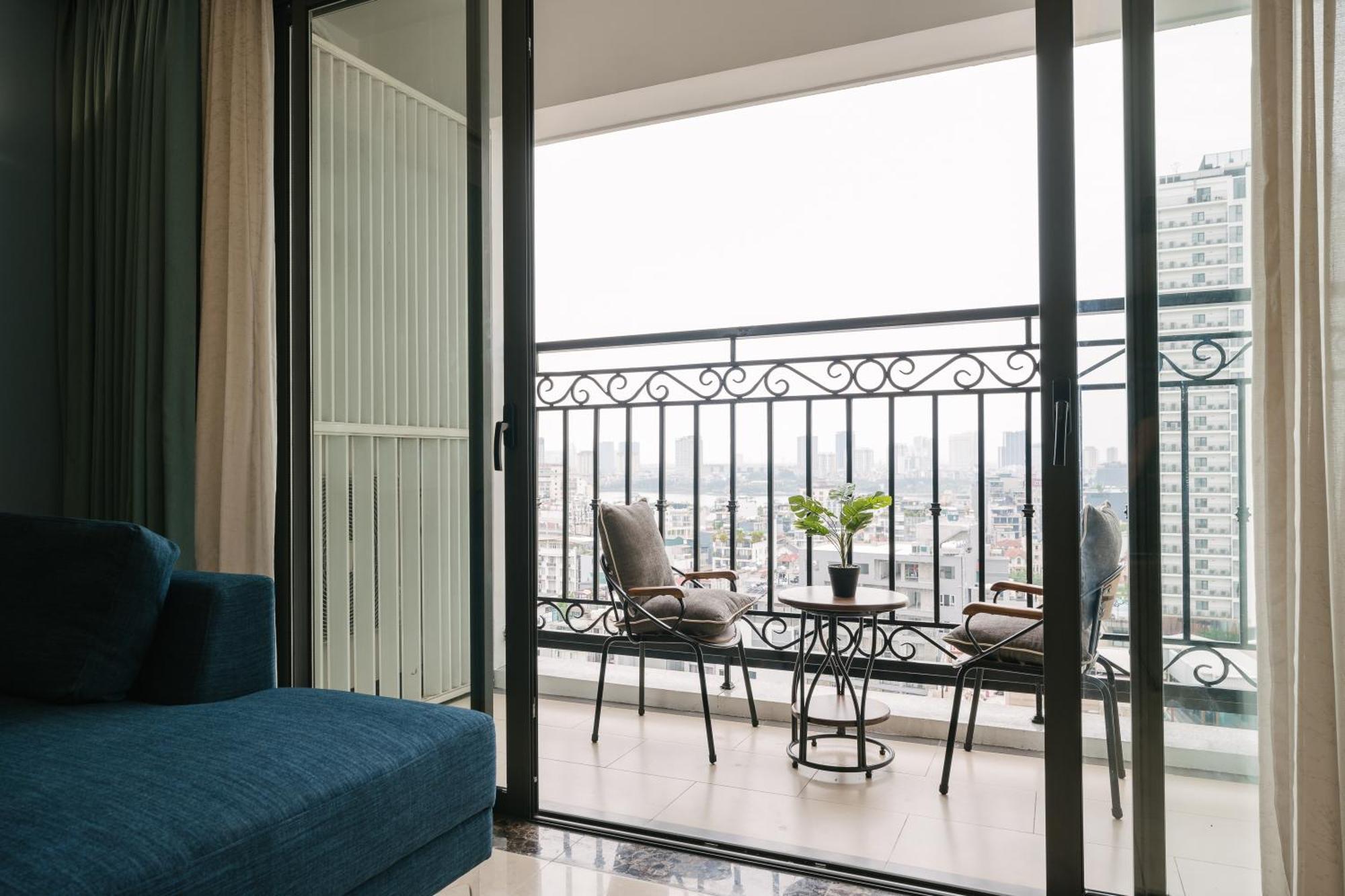 D'Leroi Soleil - Westlake Suite & Apartment Hanoi Esterno foto